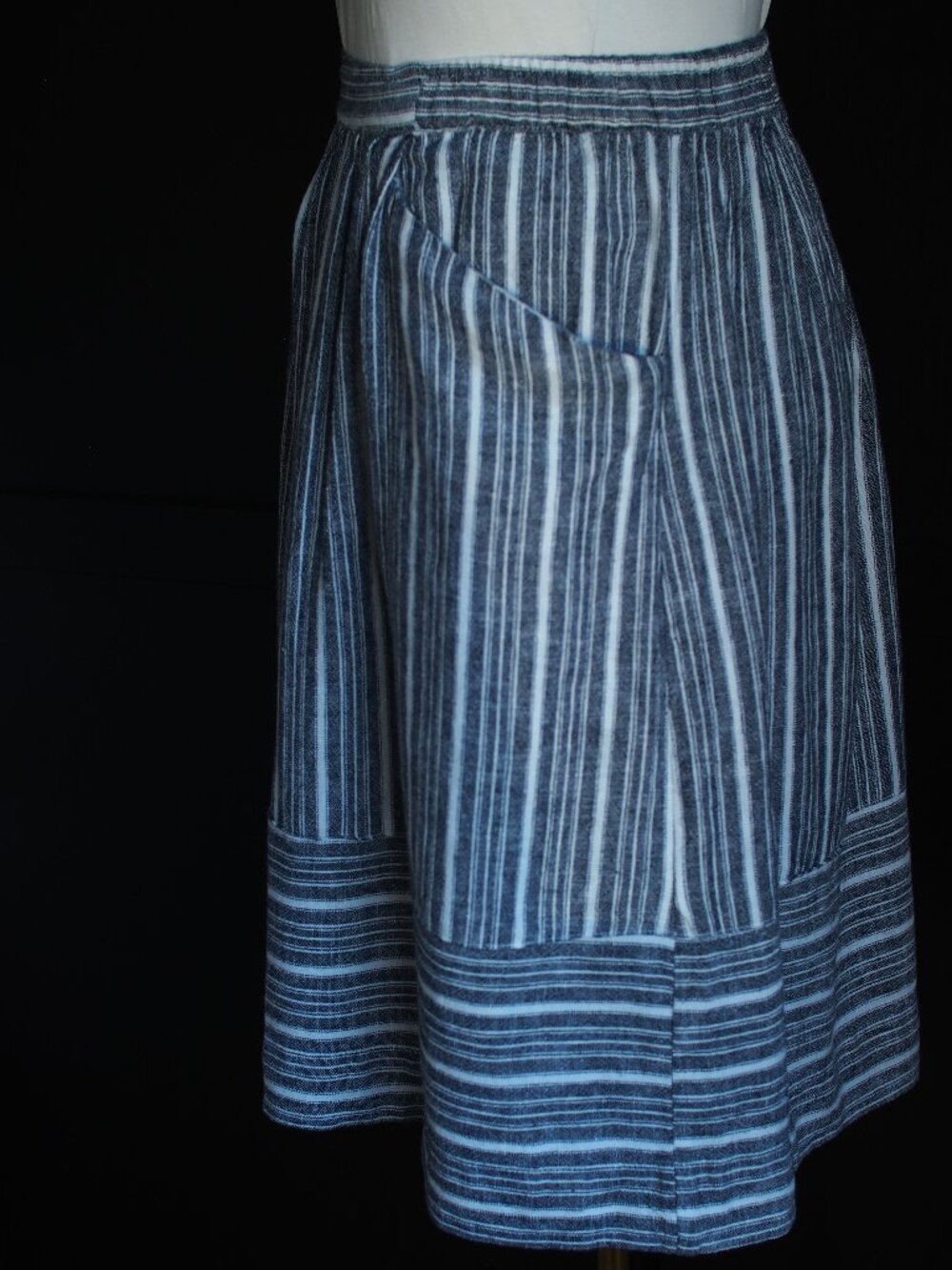 Joe Fresh | Linen Blend Knee-Length Skirt - Picture 3 of 6